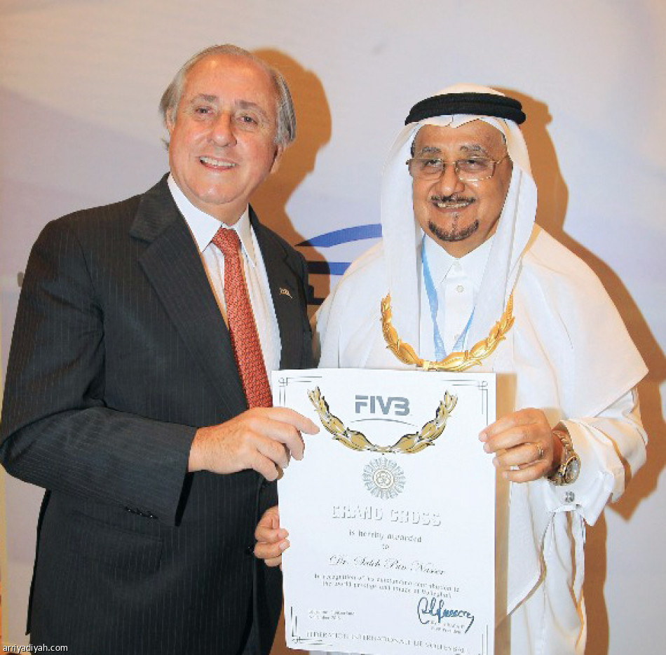 ابن ناصر:
الملك داعم الرياضة